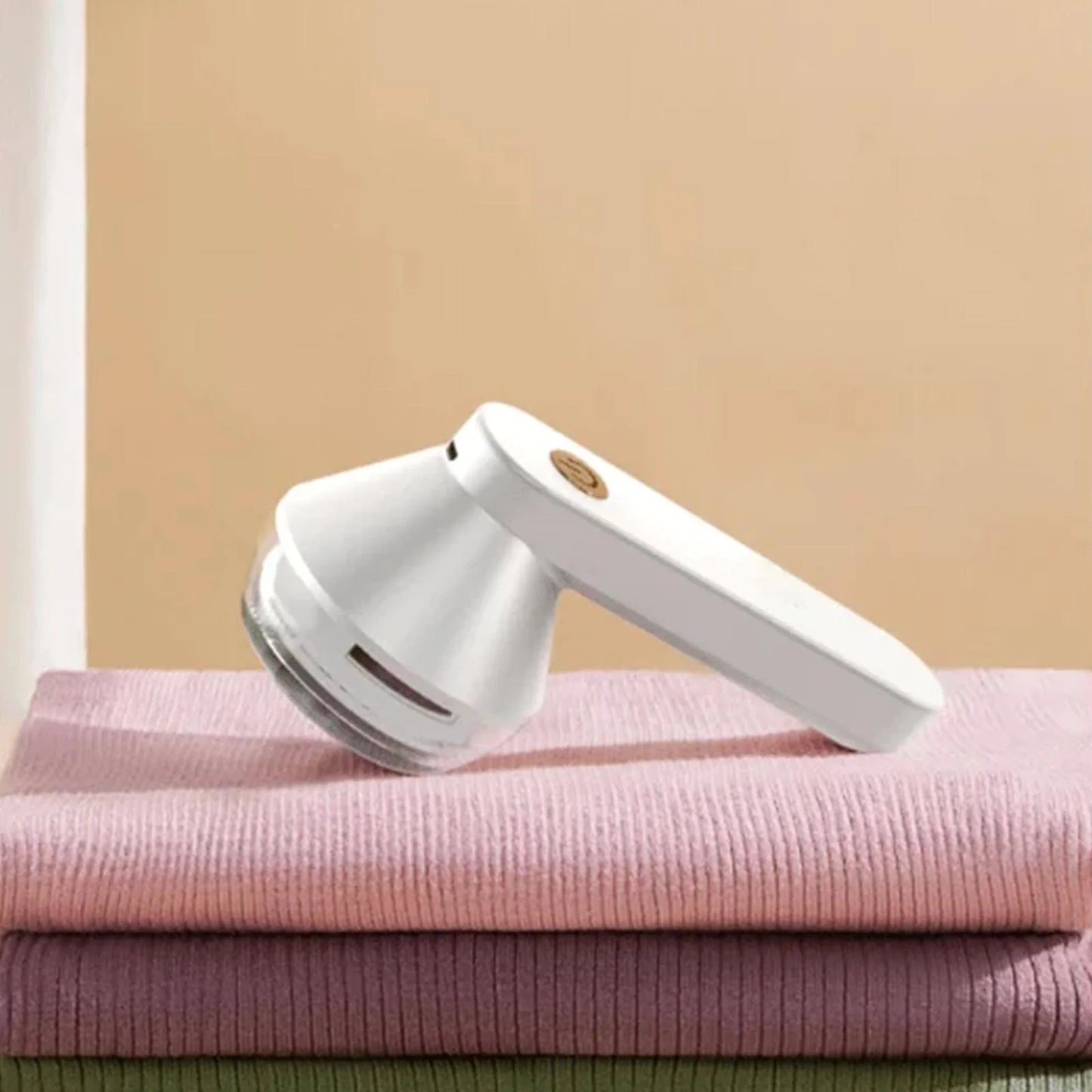 Premium Electric Lint Remover – Restore Your Clothes in Seconds