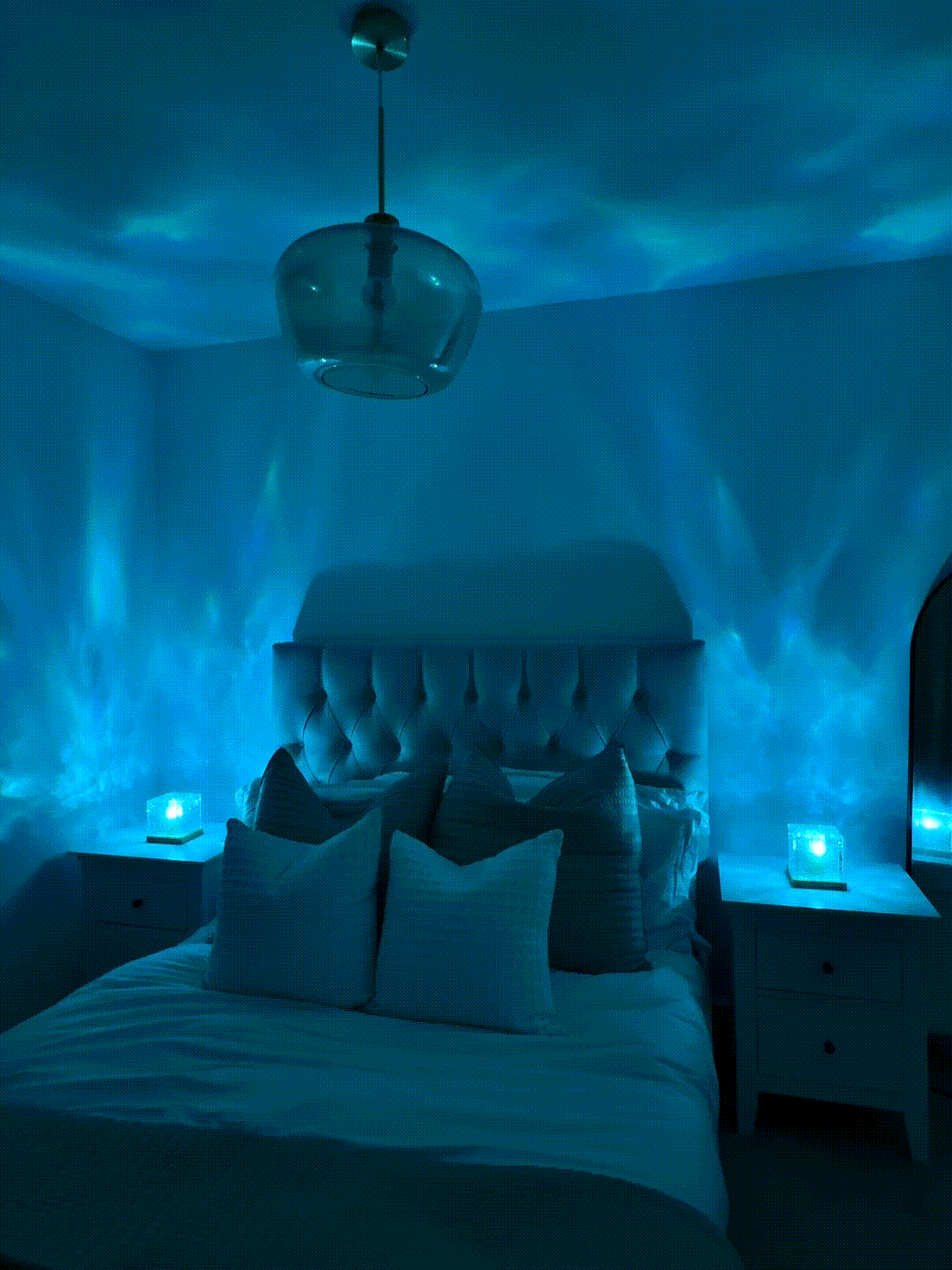 Ocean Wave LED Lamp – Rotating Water Ripple Projector, 16 Colors