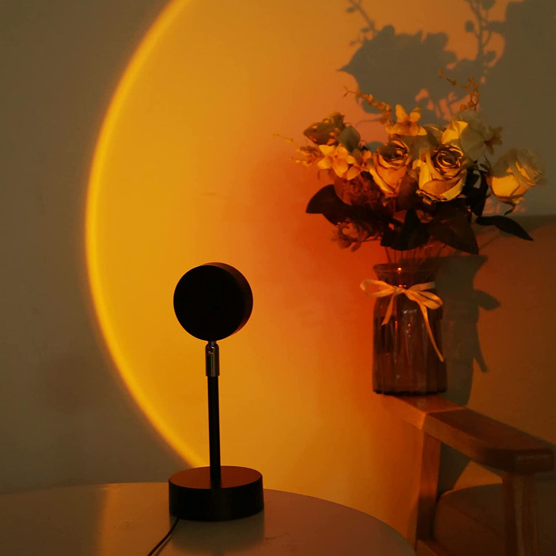 Aurora Sunset Projector – 180° Adjustable Halo Lamp with 16 Ambient Colors